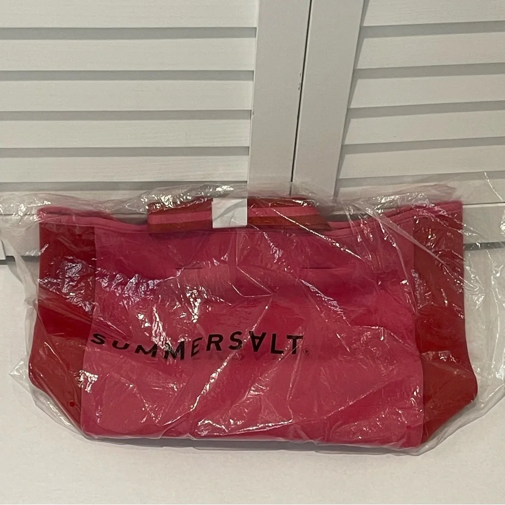 SUMMERSALT‎ Beach Tote Hand Bag Neoprene Red Pink/Rough Rose Color - NEW